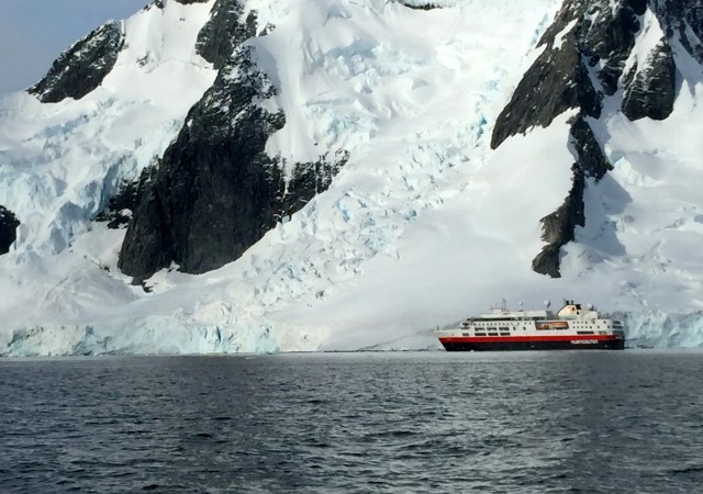 fRAM bRANSFIELD sTRAIGHT